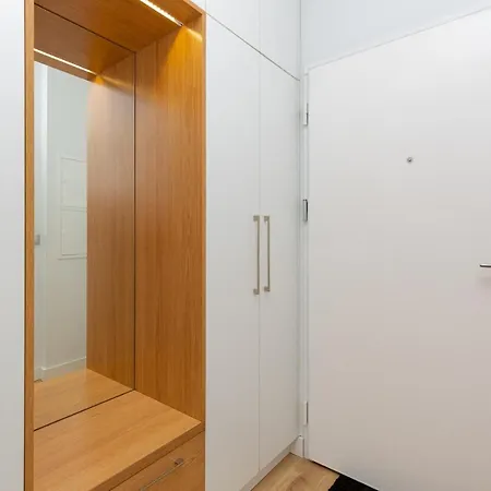 Apartment Harmony Park With Garden & Parking By Renters